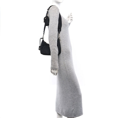 Prada Nylon Re-Edition 2005 Shoulder Bag Black 2 of 7
