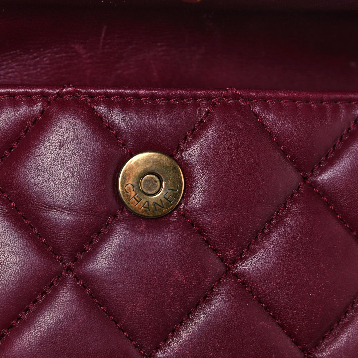 Glazed Calfskin Quilted Large Perfect Edge Flap Red