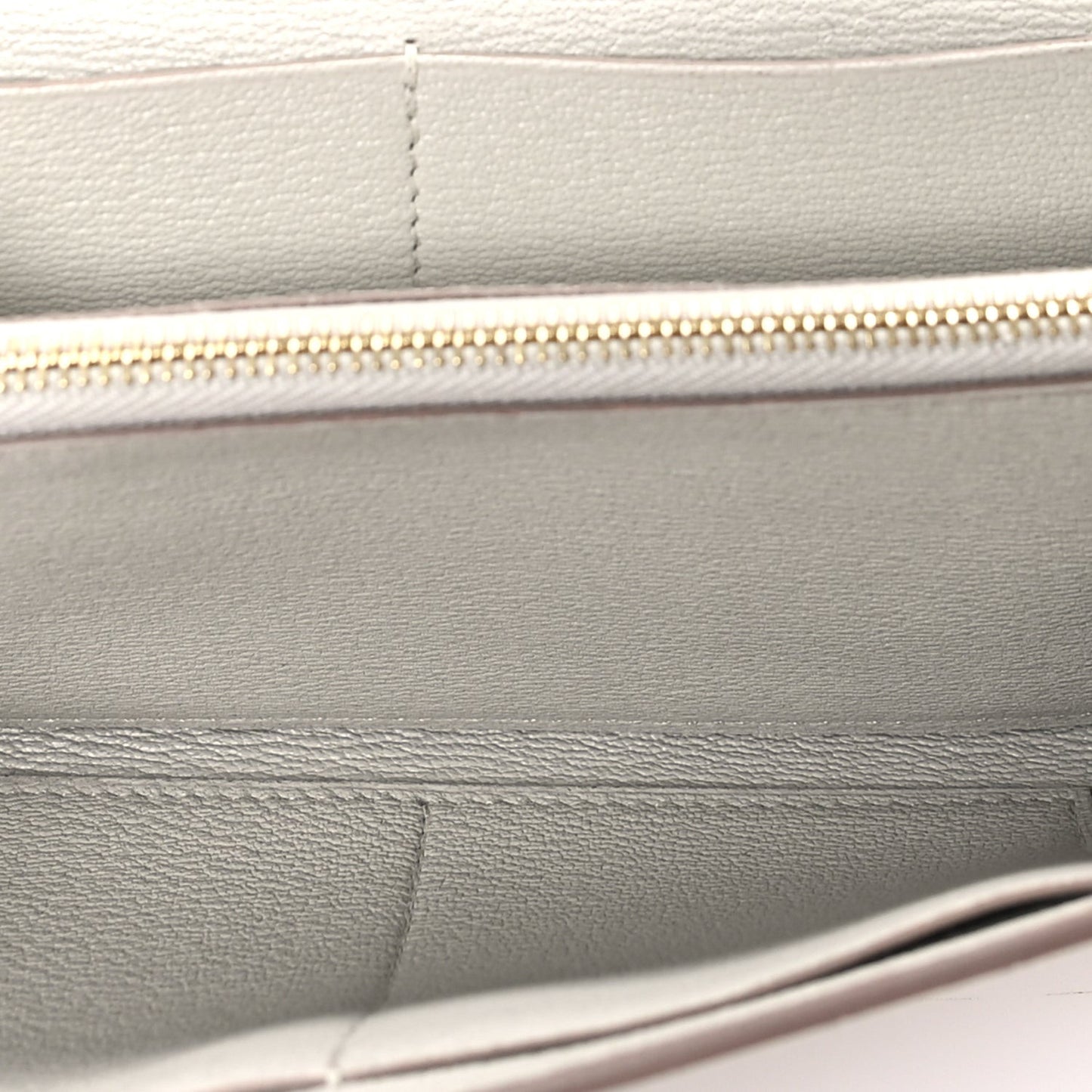 Matte Alligator Kelly Wallet To Go  Betton