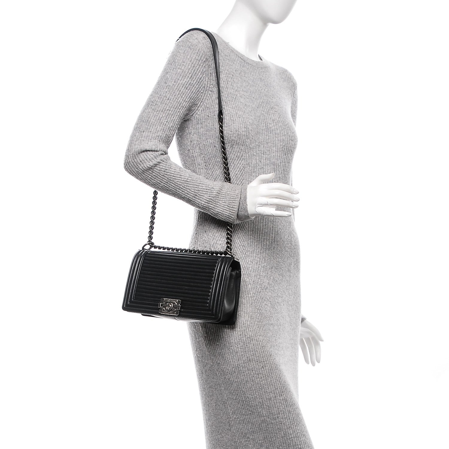 Chanel Calfskin Horizontal Quilted Medium Boy Flap Black 2 of 7