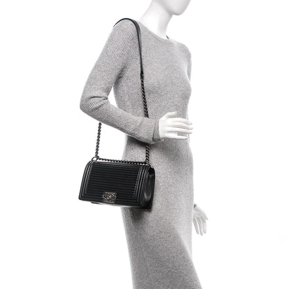 Chanel Calfskin Horizontal Quilted Medium Boy Flap Black 2 of 7