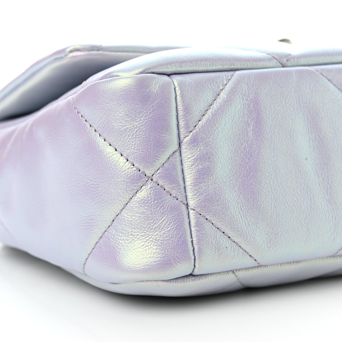 Iridescent Calfskin Quilted Medium Chanel 19 Flap Light Purple