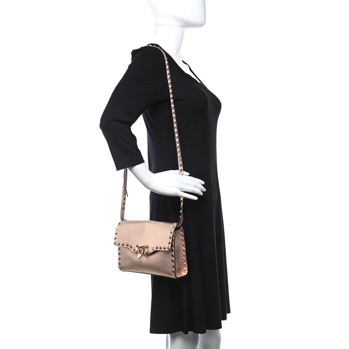 Metallic Pebbled Calfskin Medium Rockstud Flip Lock Crossbody Bag Rame