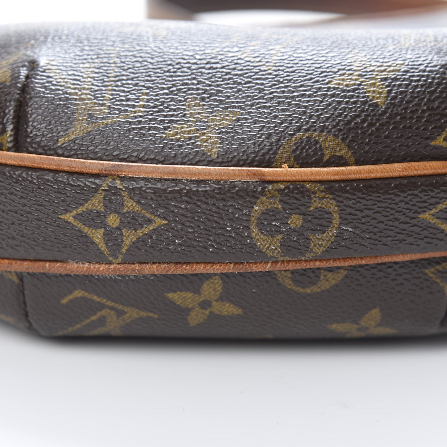 Monogram Croissant PM