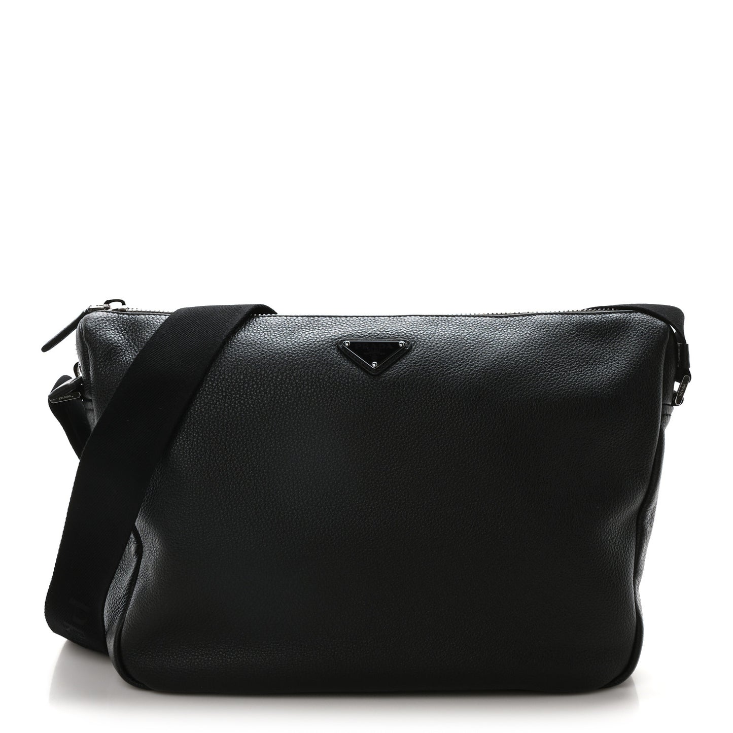 Vitello Daino Medium Messenger Bag Black