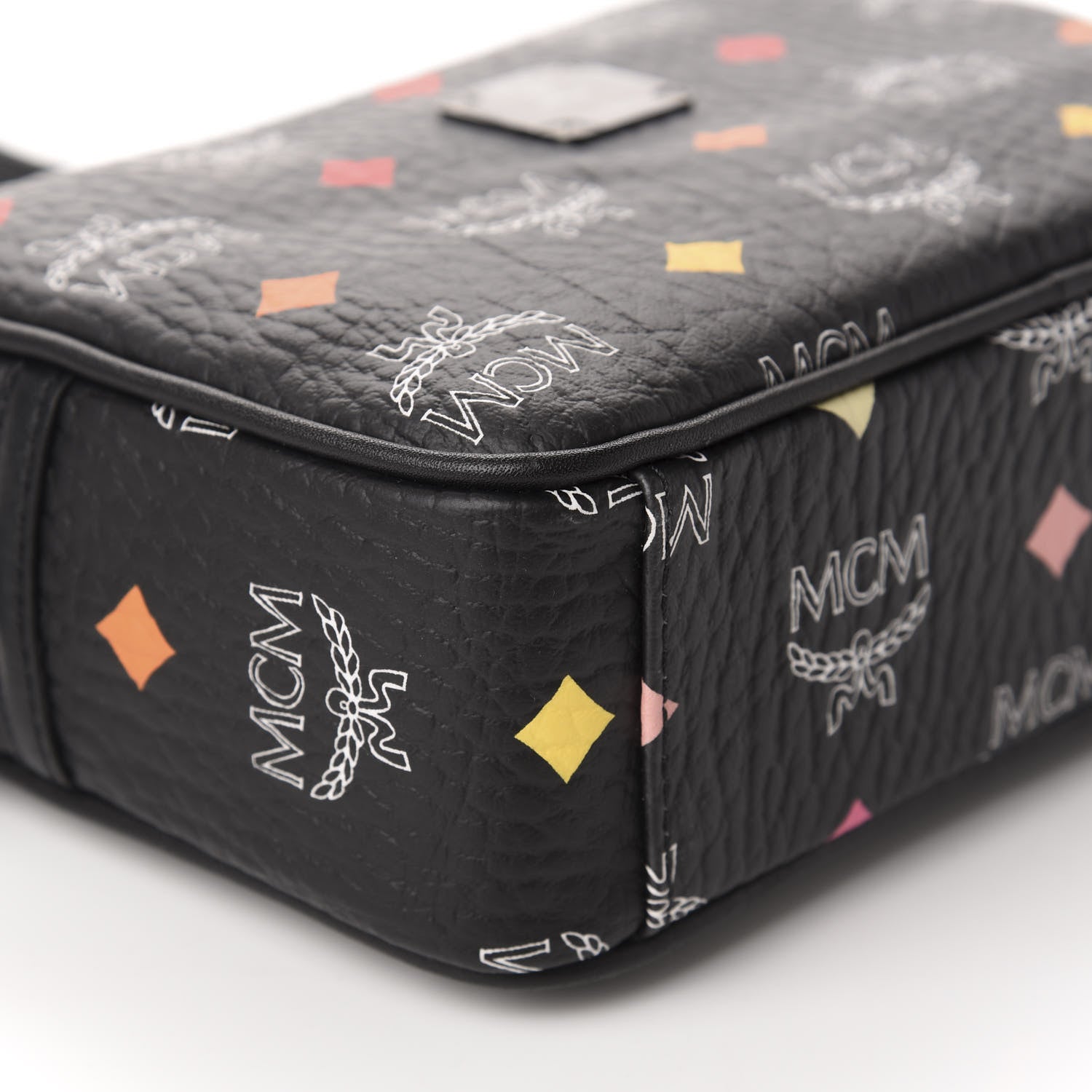 MCM Skyoptic Visetos Spectrum Diamond Camera Bag Black 6 of 9