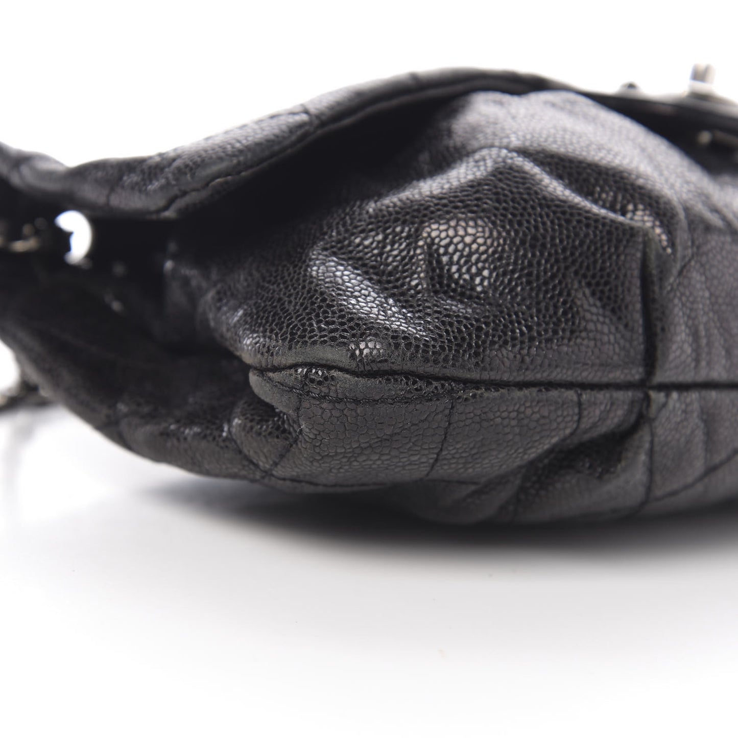 Caviar Quilted Medium Elastic Flap Black