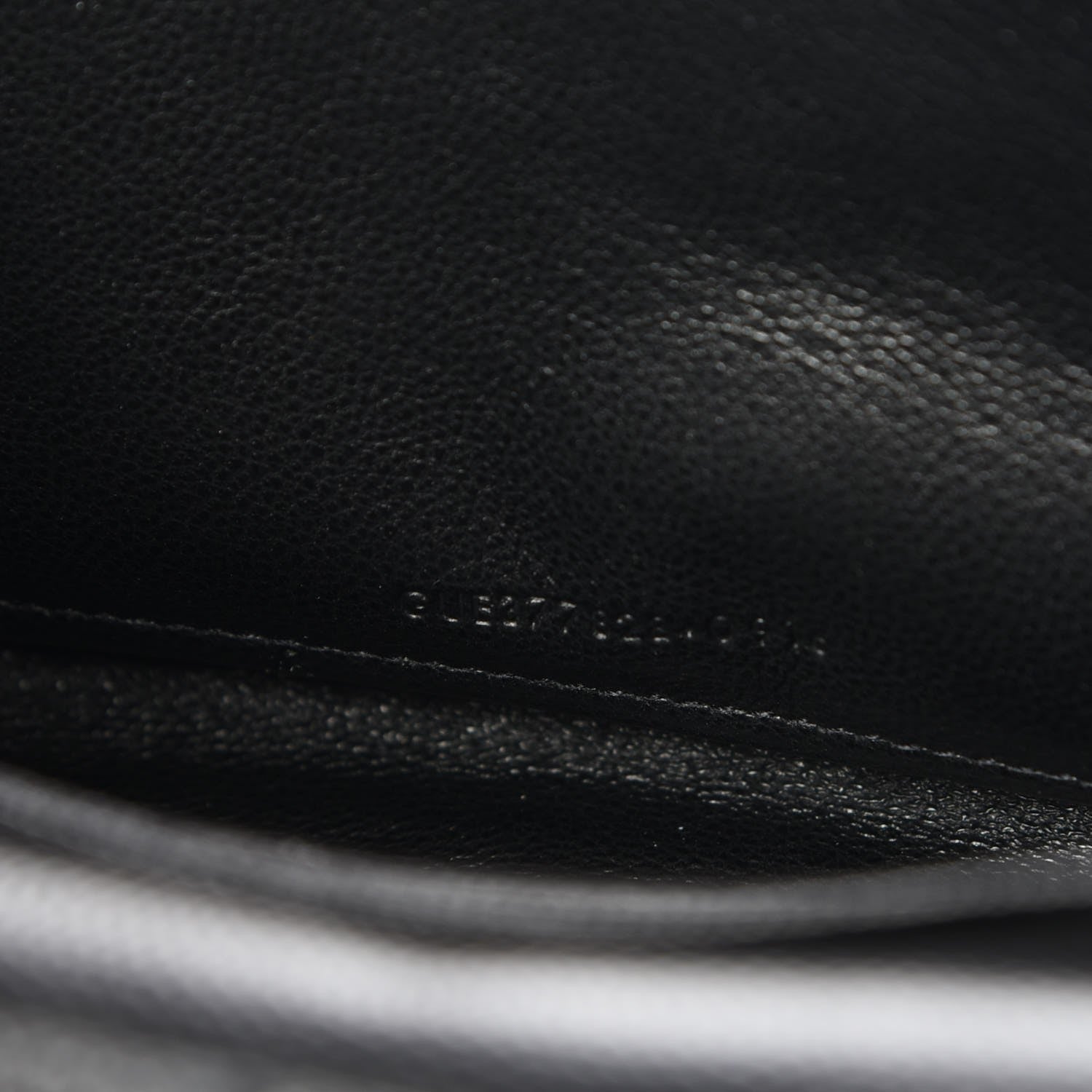 Saint Laurent Grain De Poudre Matelasse Chevron Monogram Chain Wallet Black White 7 of 8