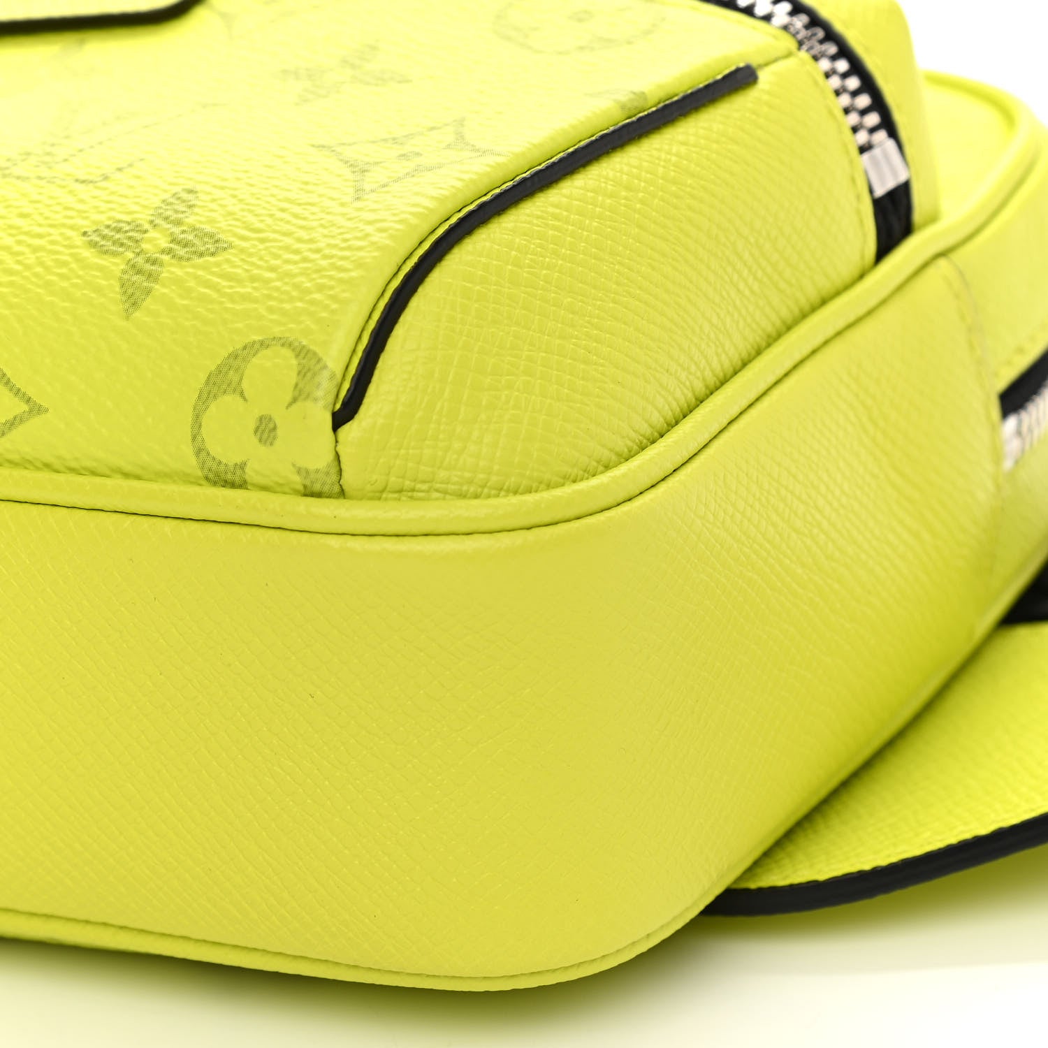 Louis Vuitton Monogram Taiga Outdoor Bumbag Yellow 10 of 10