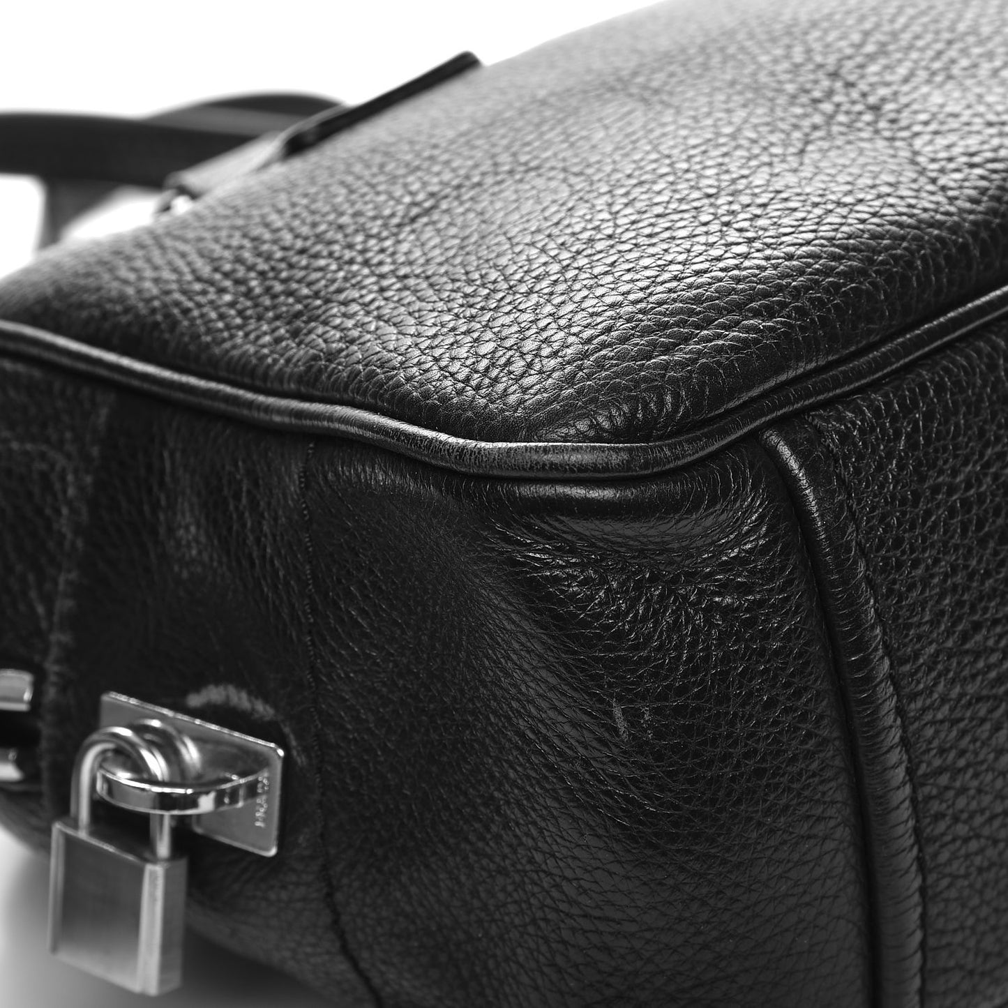 Vitello Daino Tote Nero Black