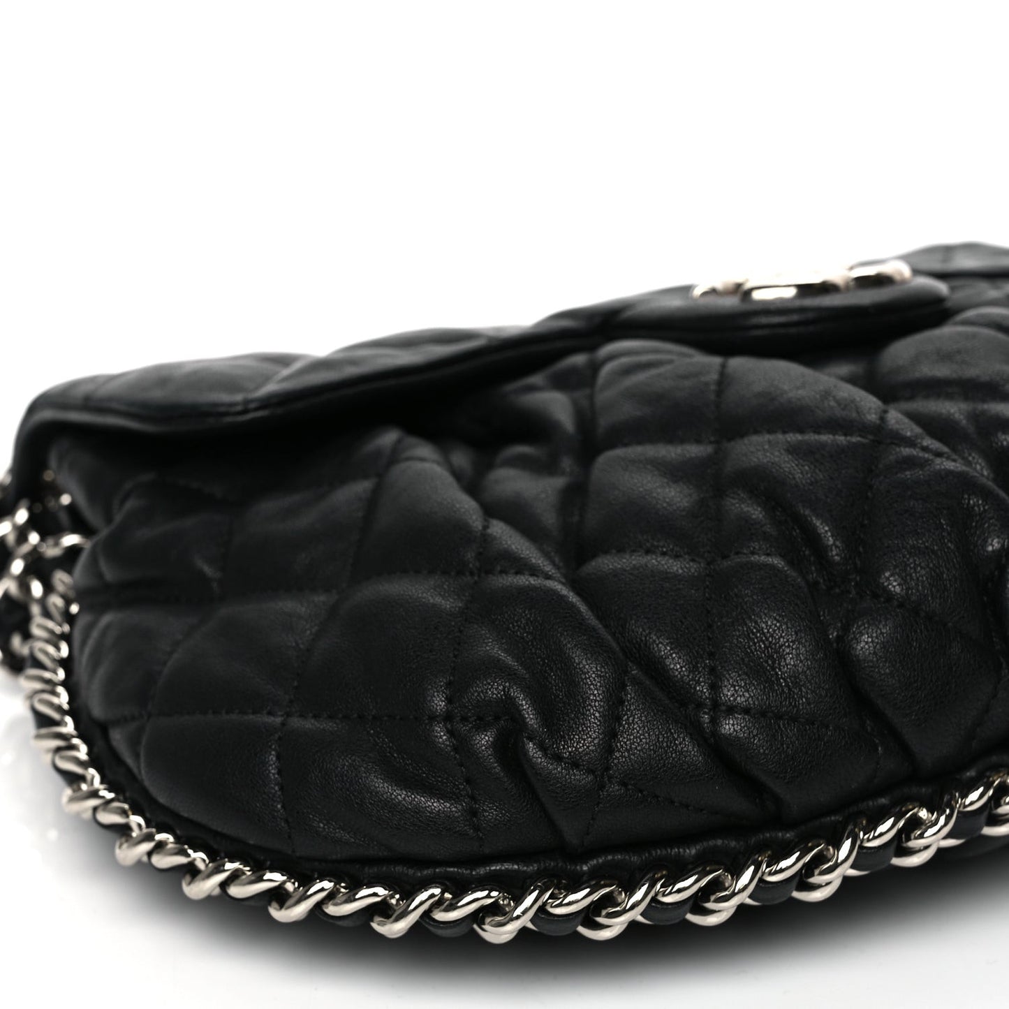Washed Lambskin Quilted Medium Chain Around Messenger Black