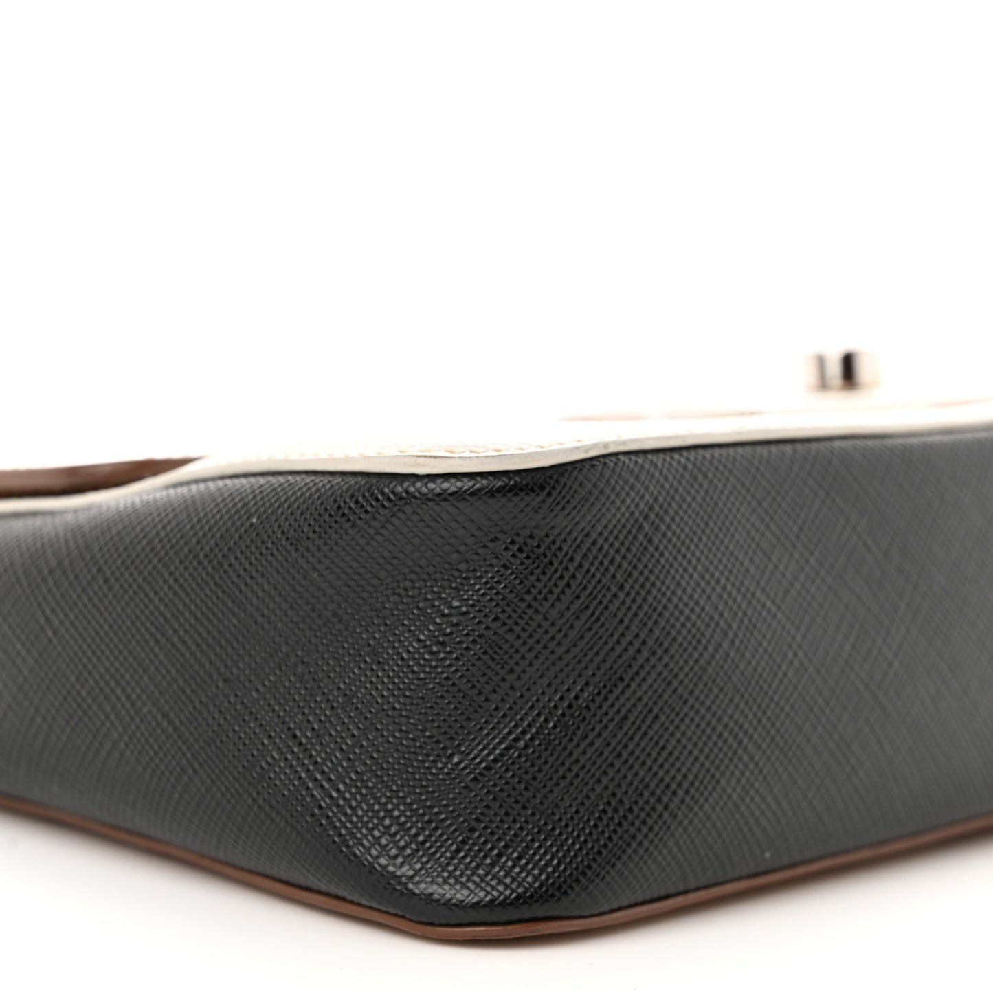 Saffiano Lux Shoulder Bag Caramel Talco