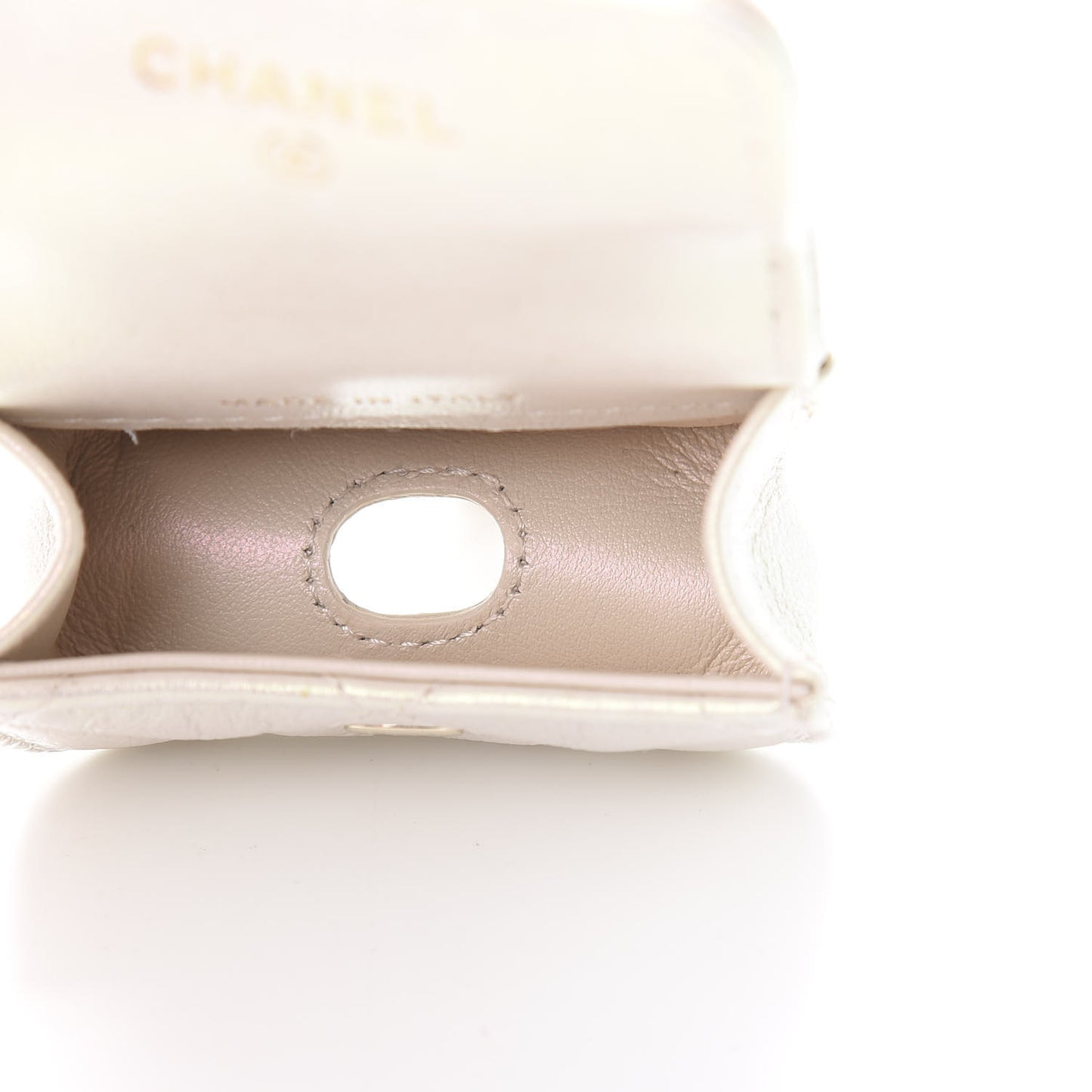 Iridescent Lambskin Quilted Airpods Pro Case Ivory