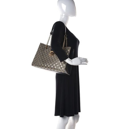 Gucci GG Supreme Monogram Bees Medium Padlock Tote Beige Oro Black 2 of 16