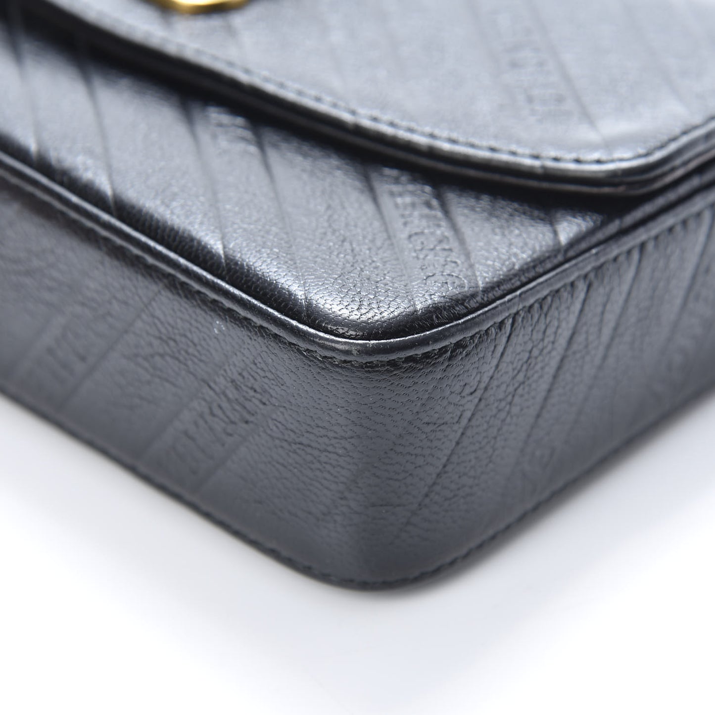 Shiny Goatskin Logo Embossed BB Chain Wallet Black
