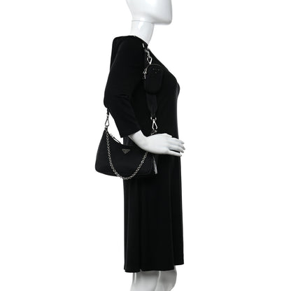 Prada Nylon Re-Edition 2005 Shoulder Bag Black 2 of 10