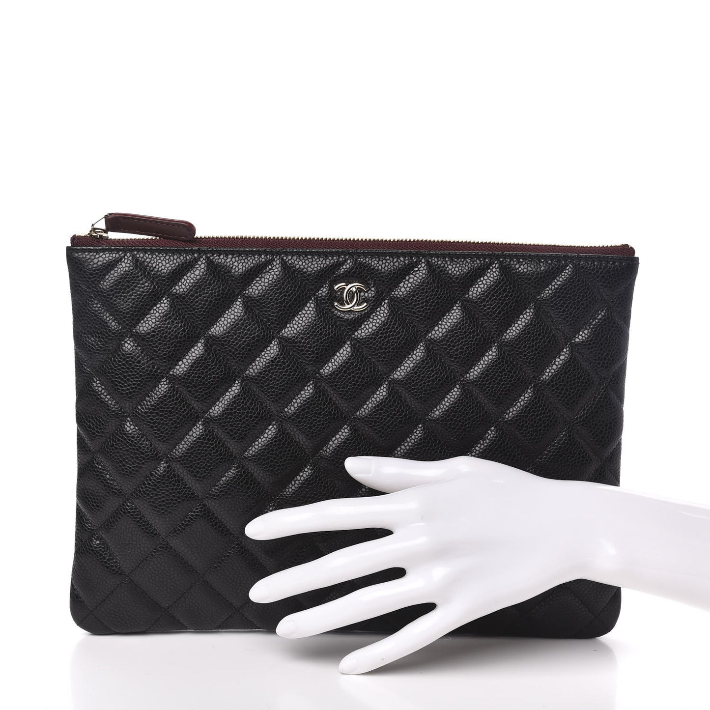 Caviar Quilted Medium Cosmetic Case Black