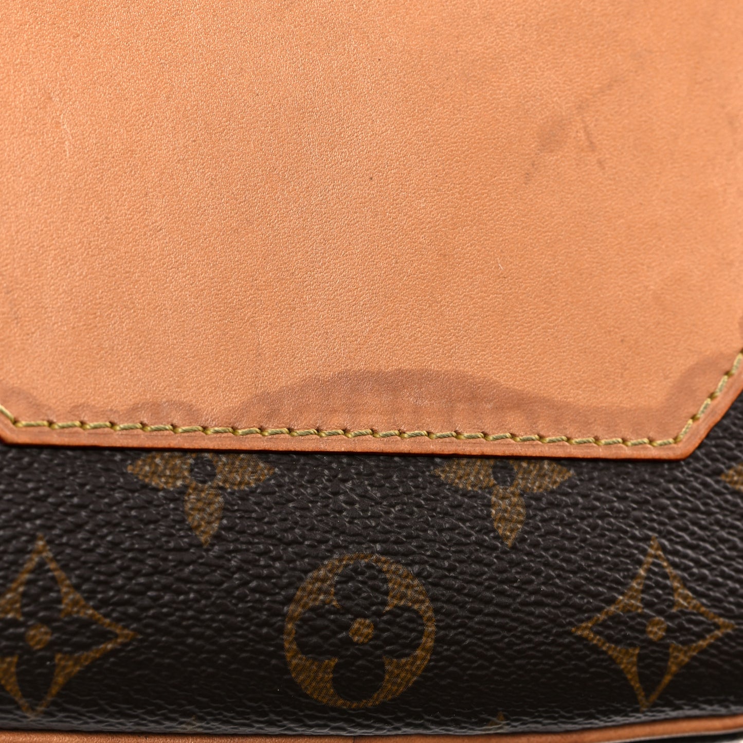 Monogram Boite Chapeau Souple MM