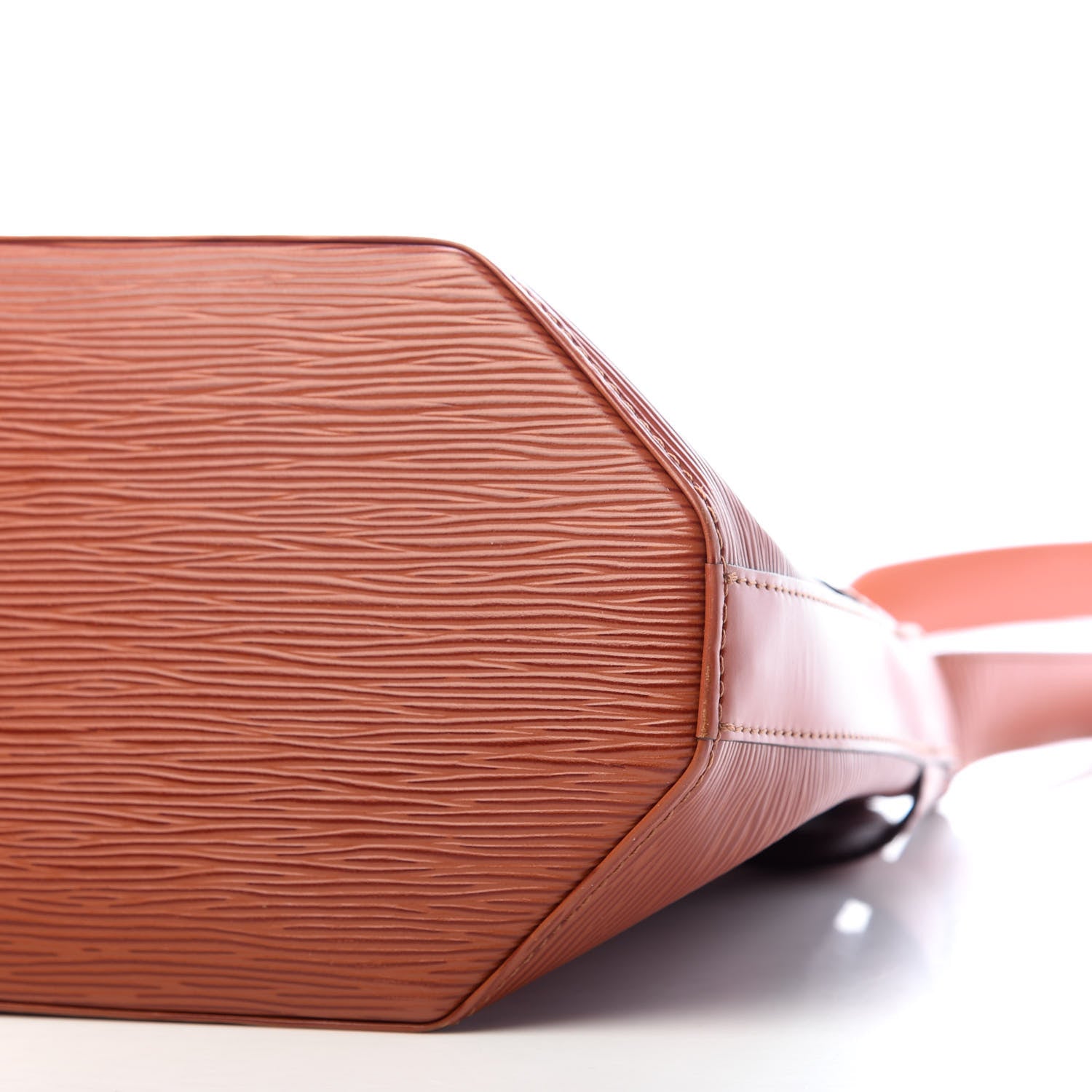 Louis Vuitton Epi Sac D'Epaule Kenyan Fawn 7 of 8
