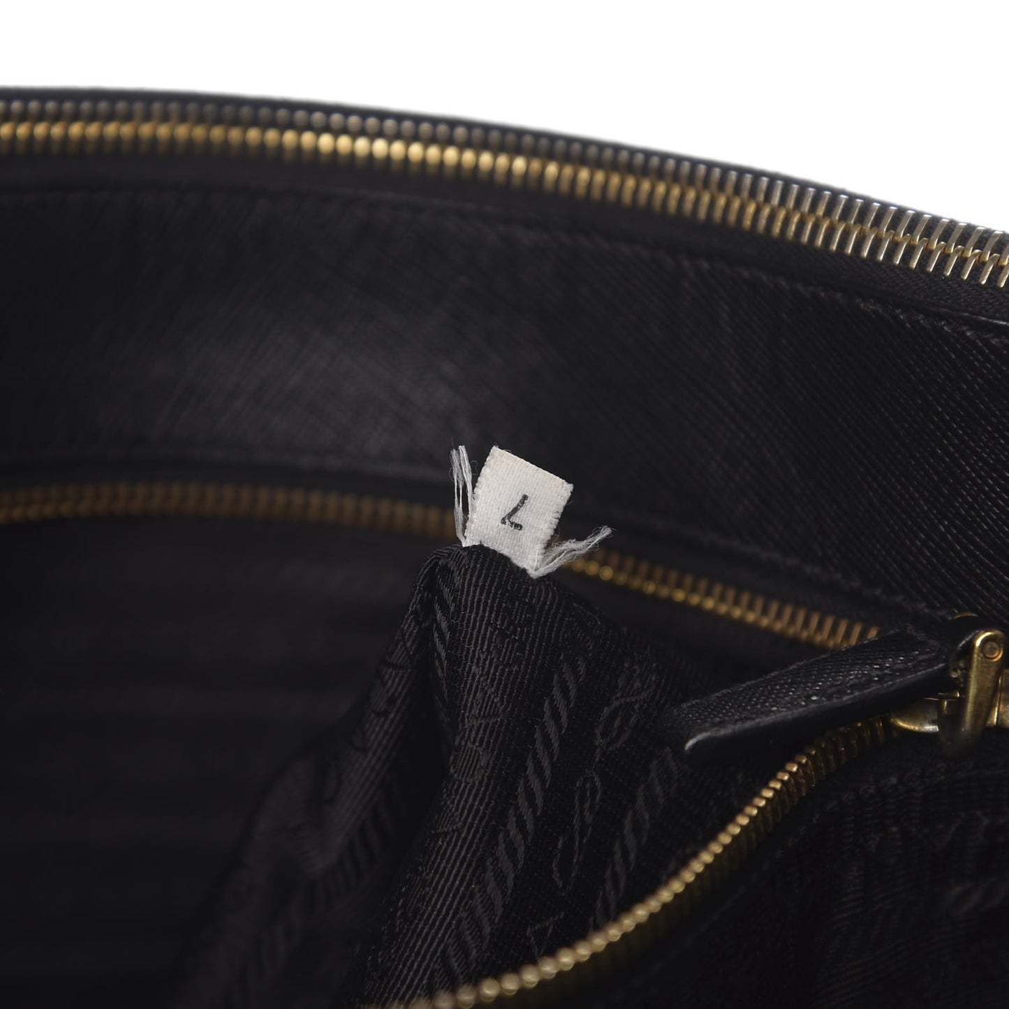 Saffiano Lux Extra Large Galleria Double Zip Tote Black