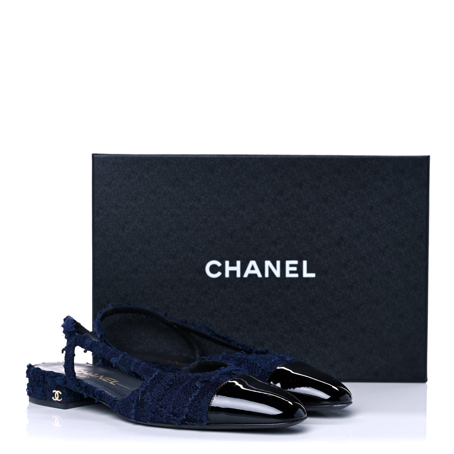 Chanel Tweed Patent Cap Toe CC Slingback Flats 38 Navy 9 of 9
