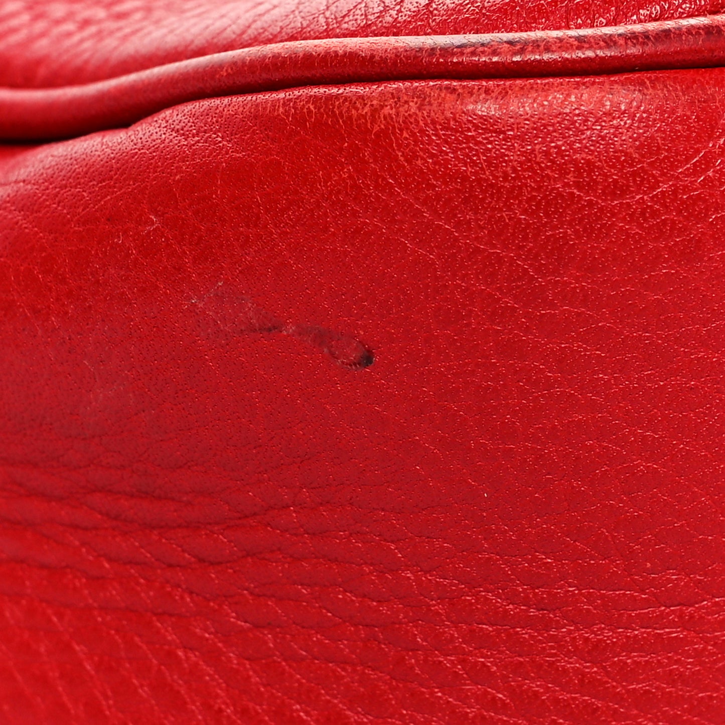 Pebbled Calfskin Small Soho Disco Bag Tabasco Red