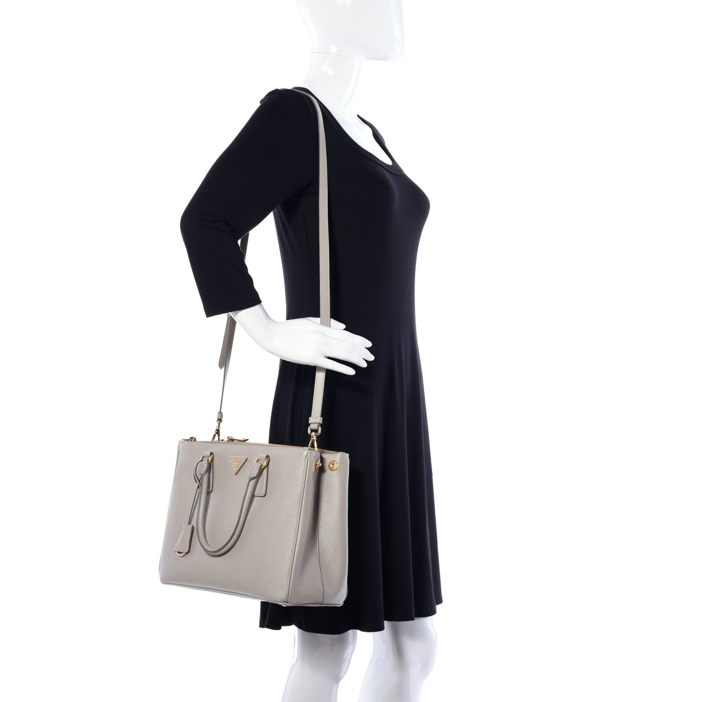 Saffiano Medium Galleria Double Zip Tote Argilla