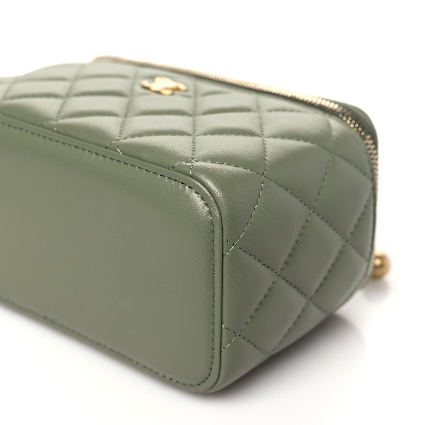 Lambskin Quilted Small Pearl Crush Vanity Case With Chain  Green