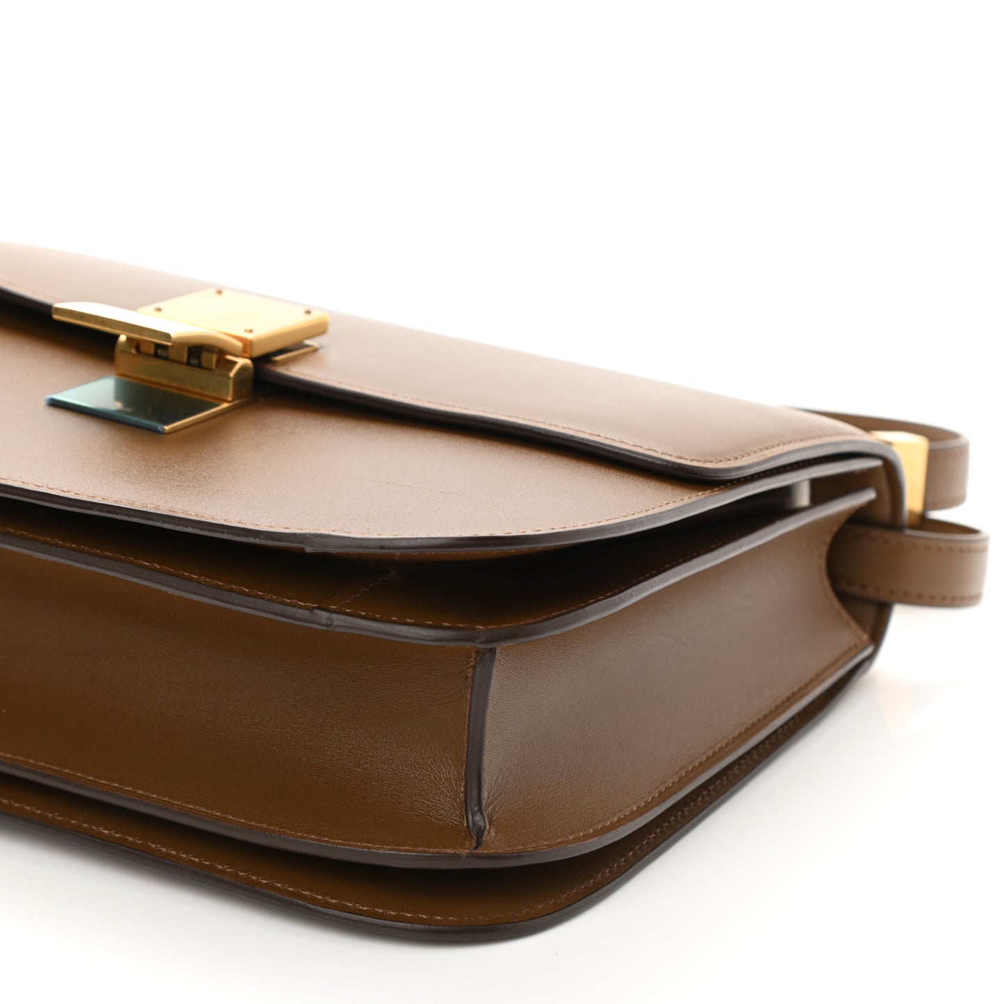 Box Calfskin Medium Classic Box Flap Bag Camel