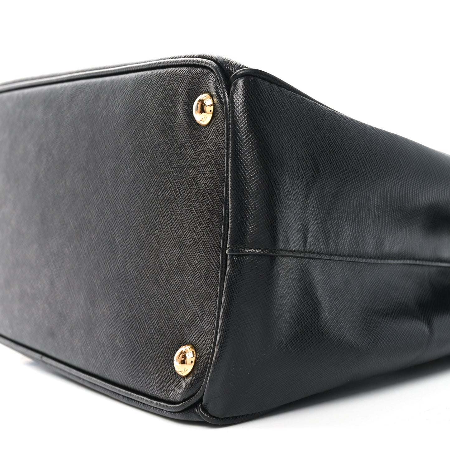 Saffiano Medium Galleria Double Zip Tote Black