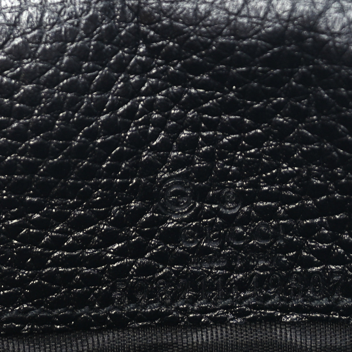 Pebbled Calfskin Soho Wallet on Chain Black