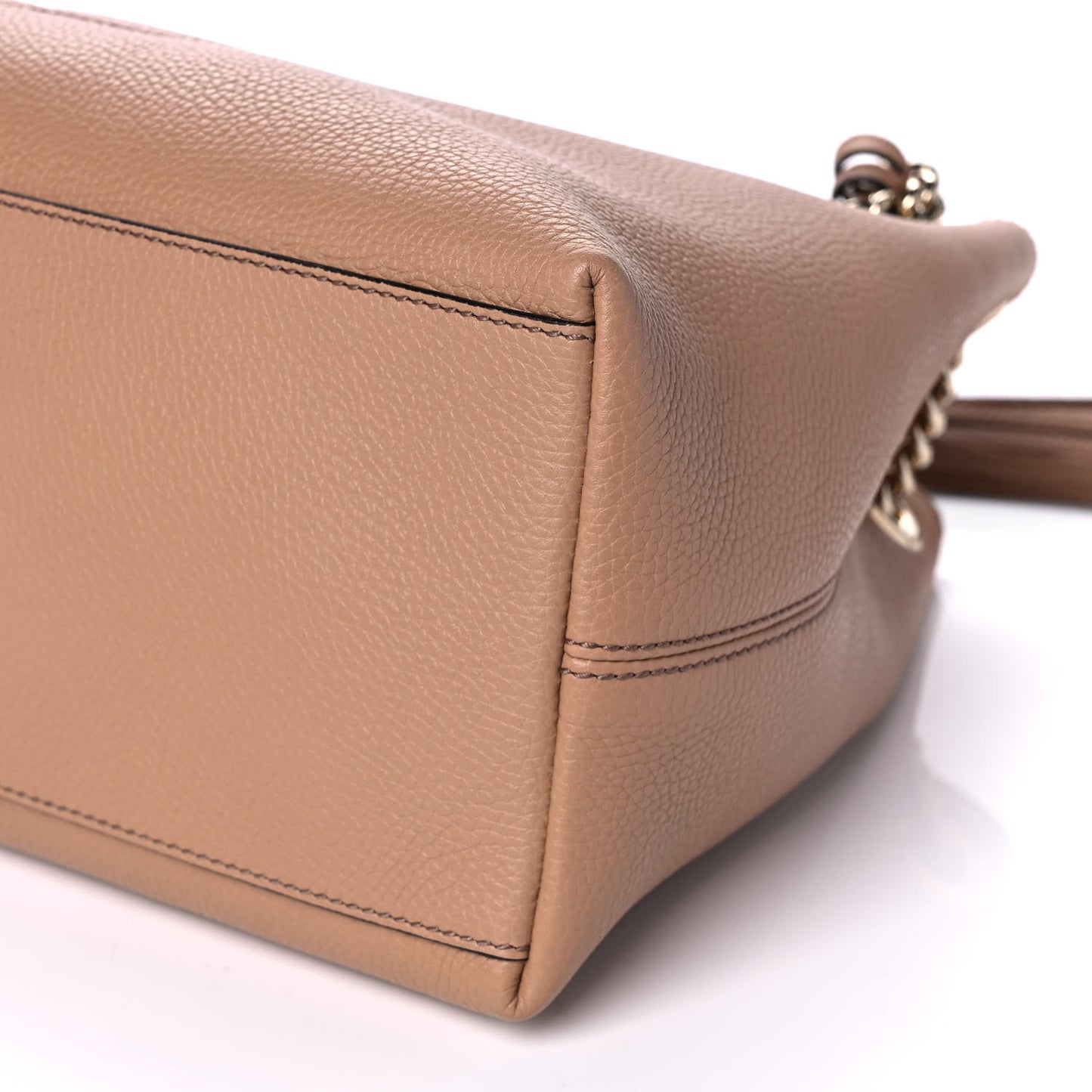 Pebbled Calfskin Medium Soho Chain Shoulder Bag Camelia