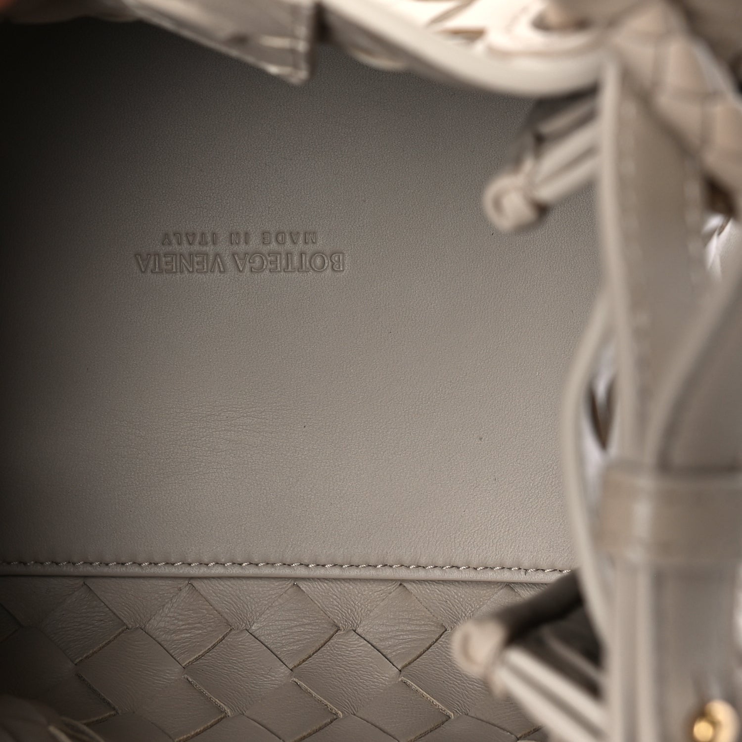 Bottega Veneta Nappa Intrecciato Mini Parachute Shoulder Bag Ecru 4 of 7