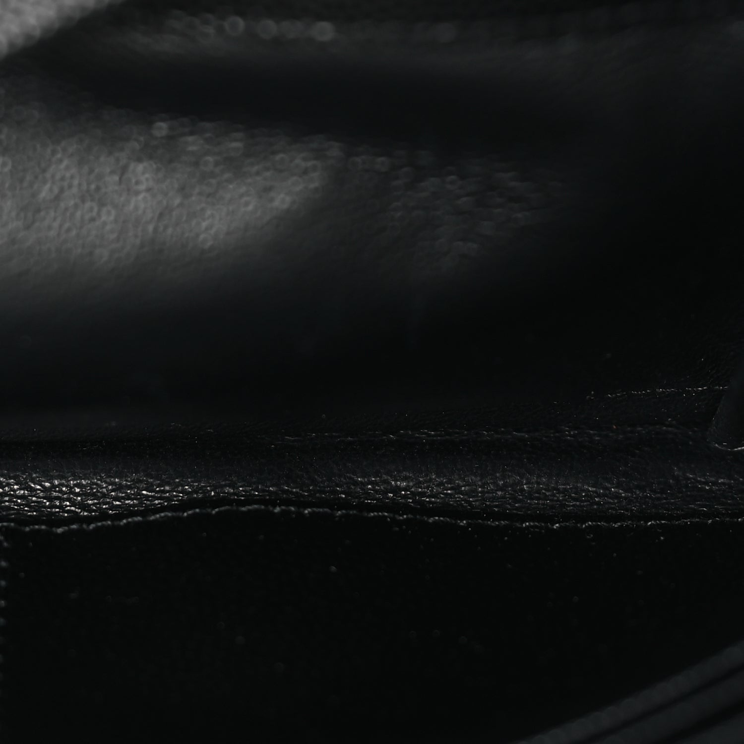 Saint Laurent Grain De Poudre Matelasse Chevron Monogram Flap Wallet Black 7 of 7