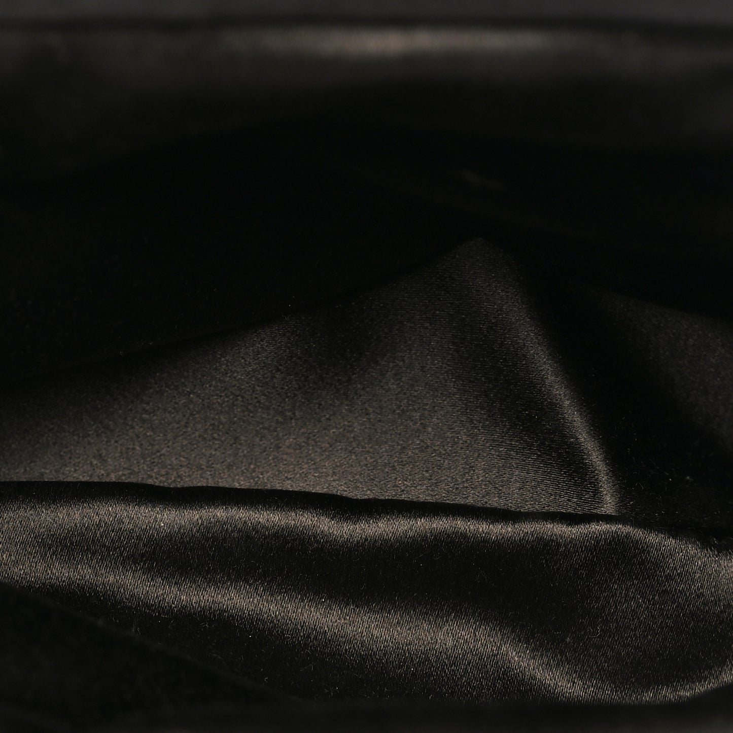 Satin Geometric Kisslock Clutch Multicolor