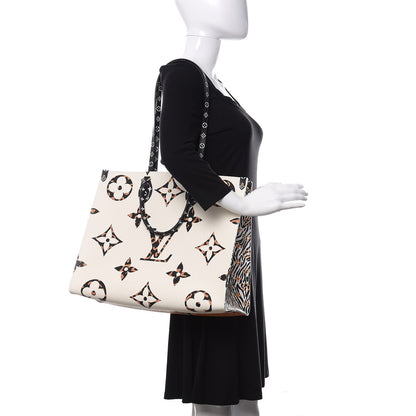 Louis Vuitton Monogram Giant Jungle Onthego GM Ivory 2 of 9