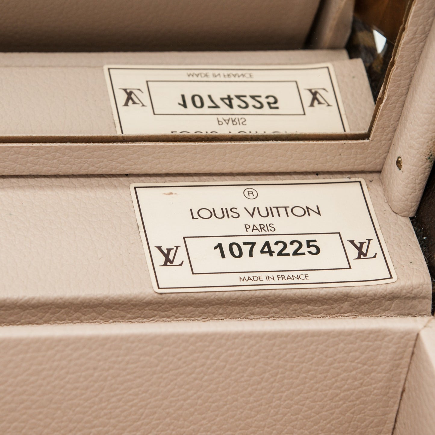 Monogram Boite Bouteilles et Glace Beauty Train Case