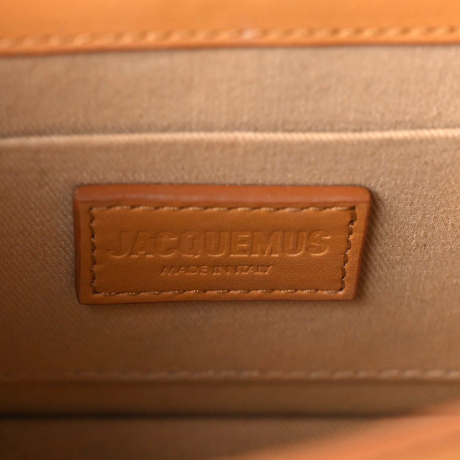 Jacquemus Smooth Calfskin Le Chiquito Moyen Beige 5 of 8