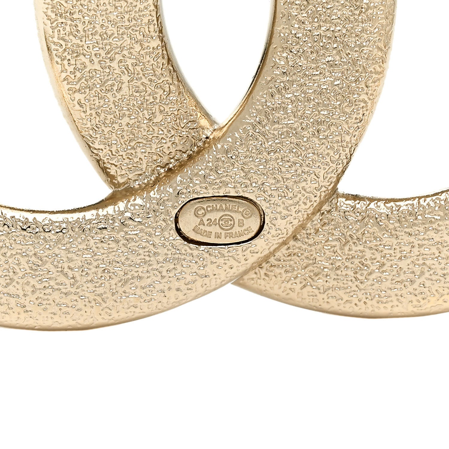 Chanel Metal CC Brooch Gold 3 of 4