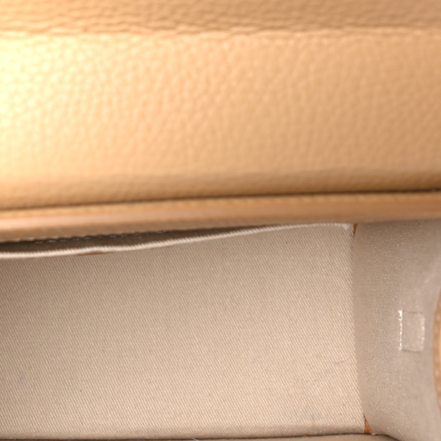 Jacquemus Grained Calfskin Le Grand Chiquito  Camel 4 of 7