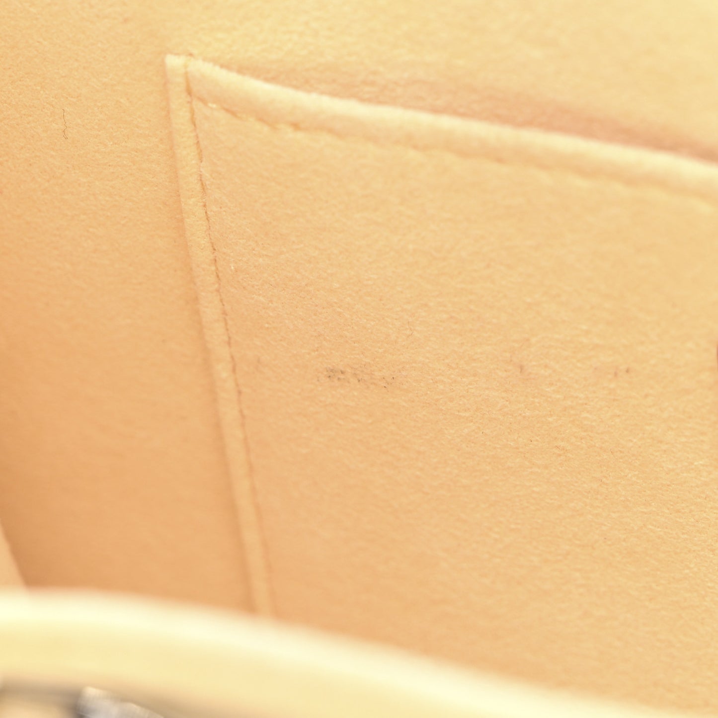 Monogram LV Pop Dauphine MM Rose