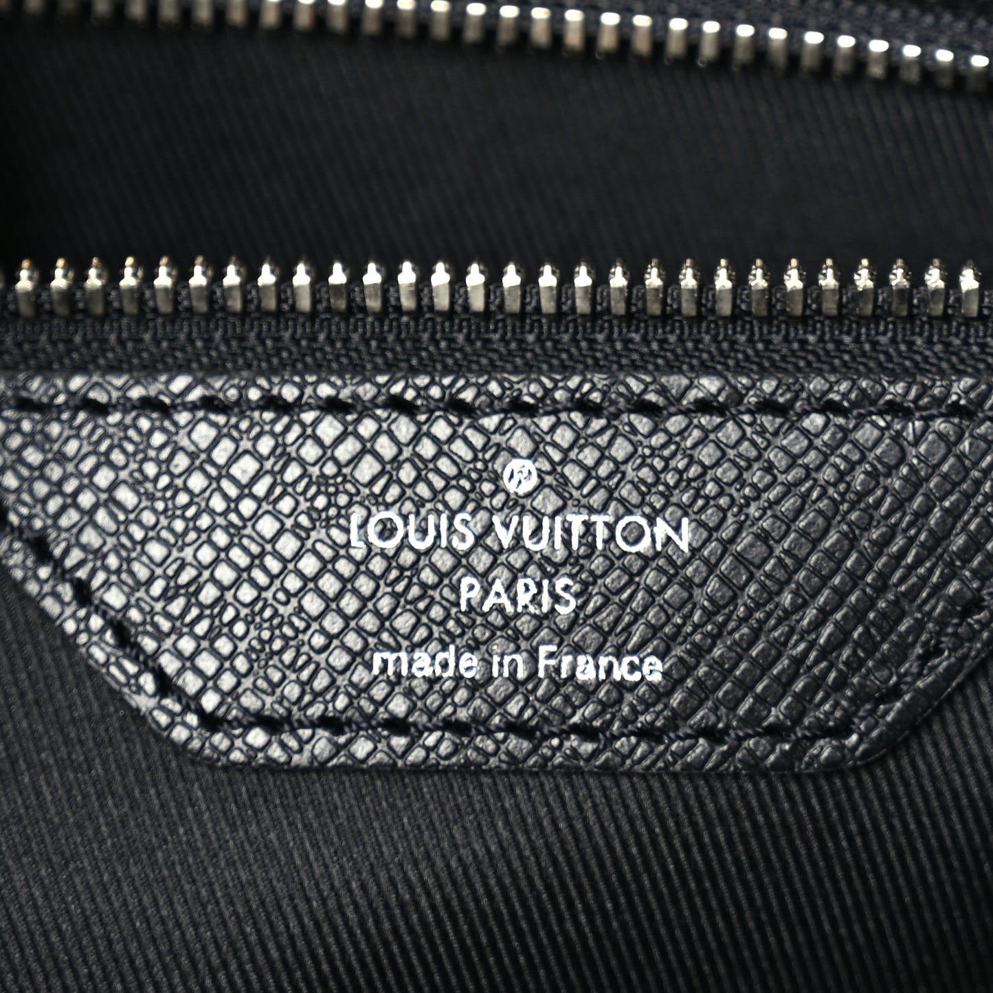 Taiga Monogram Eclipse Keepall Bandouliere 50