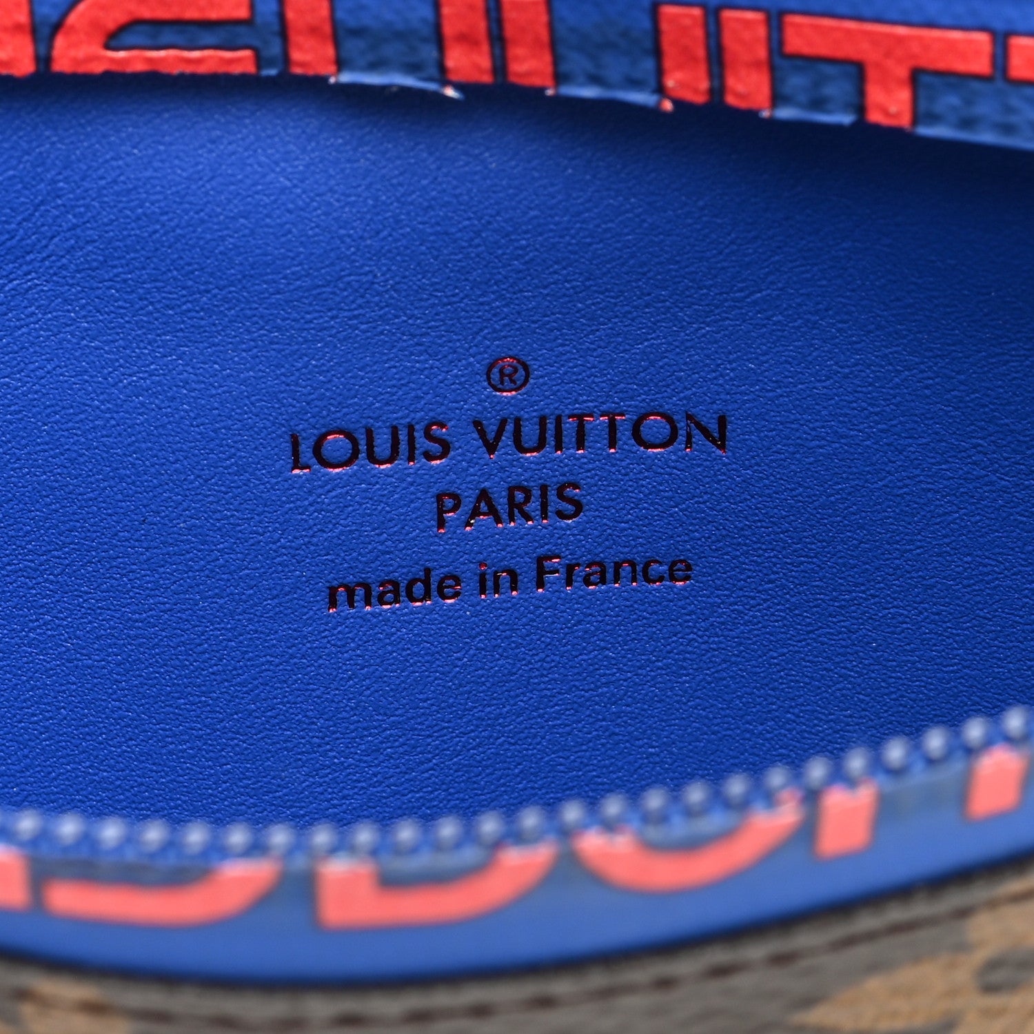 Louis Vuitton Monogram Outdoor Pochette Ribbon 6 of 6