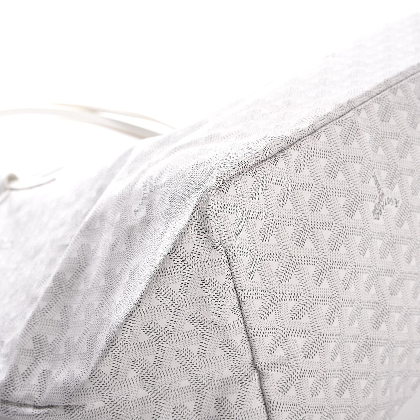 Goyardine Saint Louis GM White