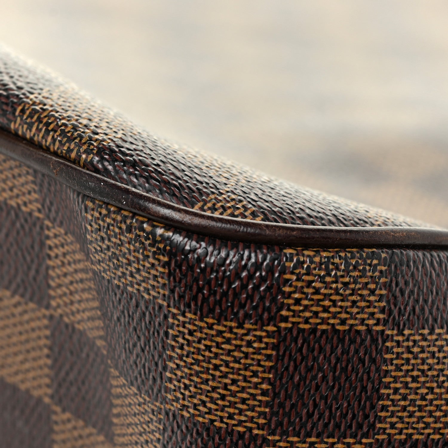 Louis Vuitton Damier Ebene Uzes 14 of 31