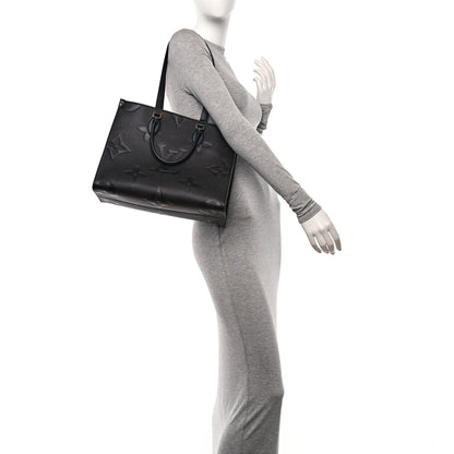 Louis Vuitton Empreinte Monogram Giant Onthego MM Black 2 of 9