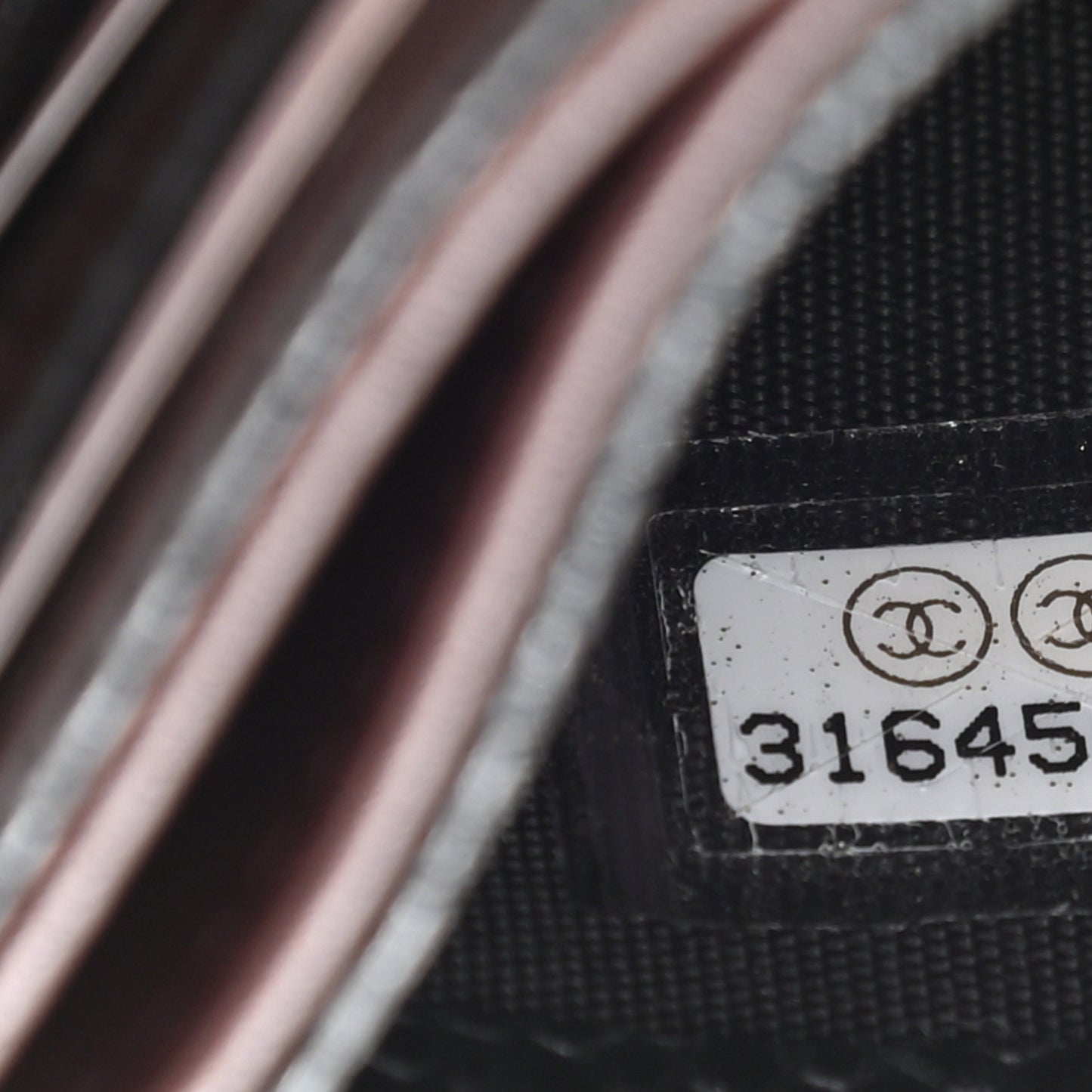 Caviar Quilted Card Holder Black