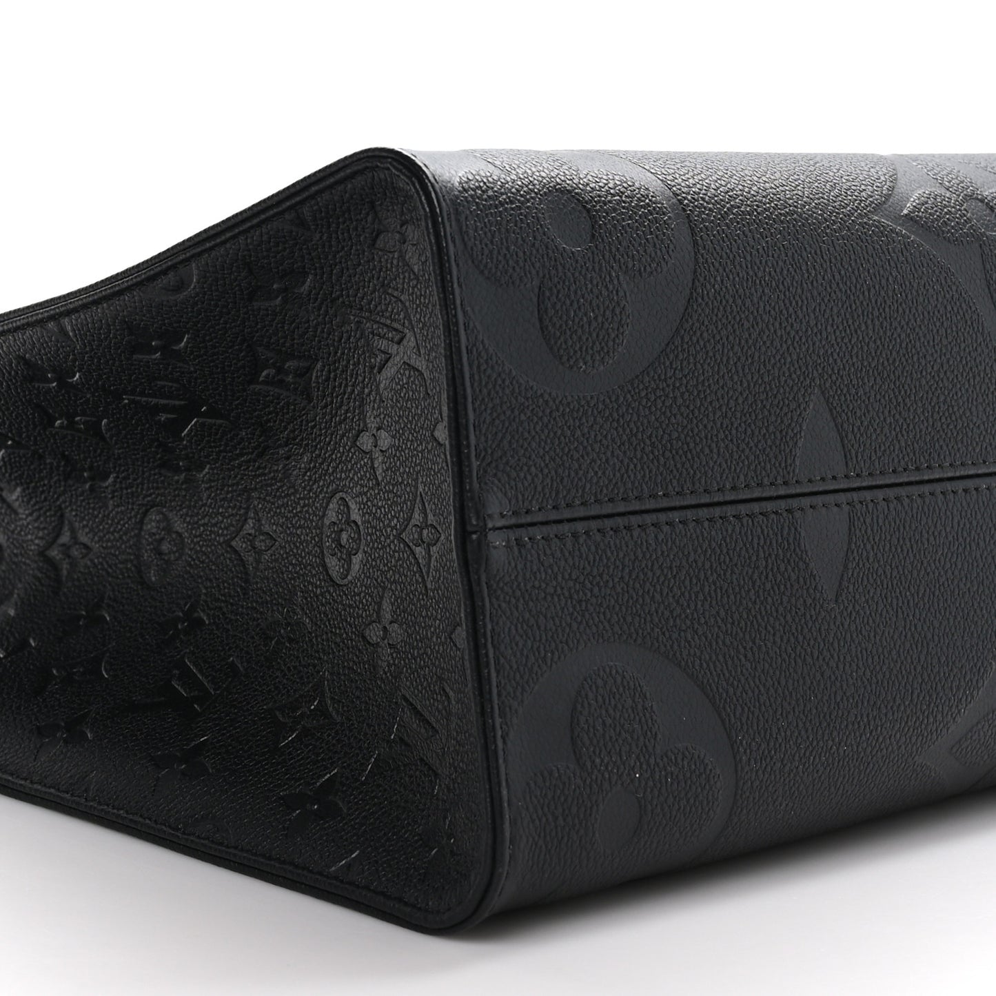 Empreinte Monogram Giant Onthego MM Black