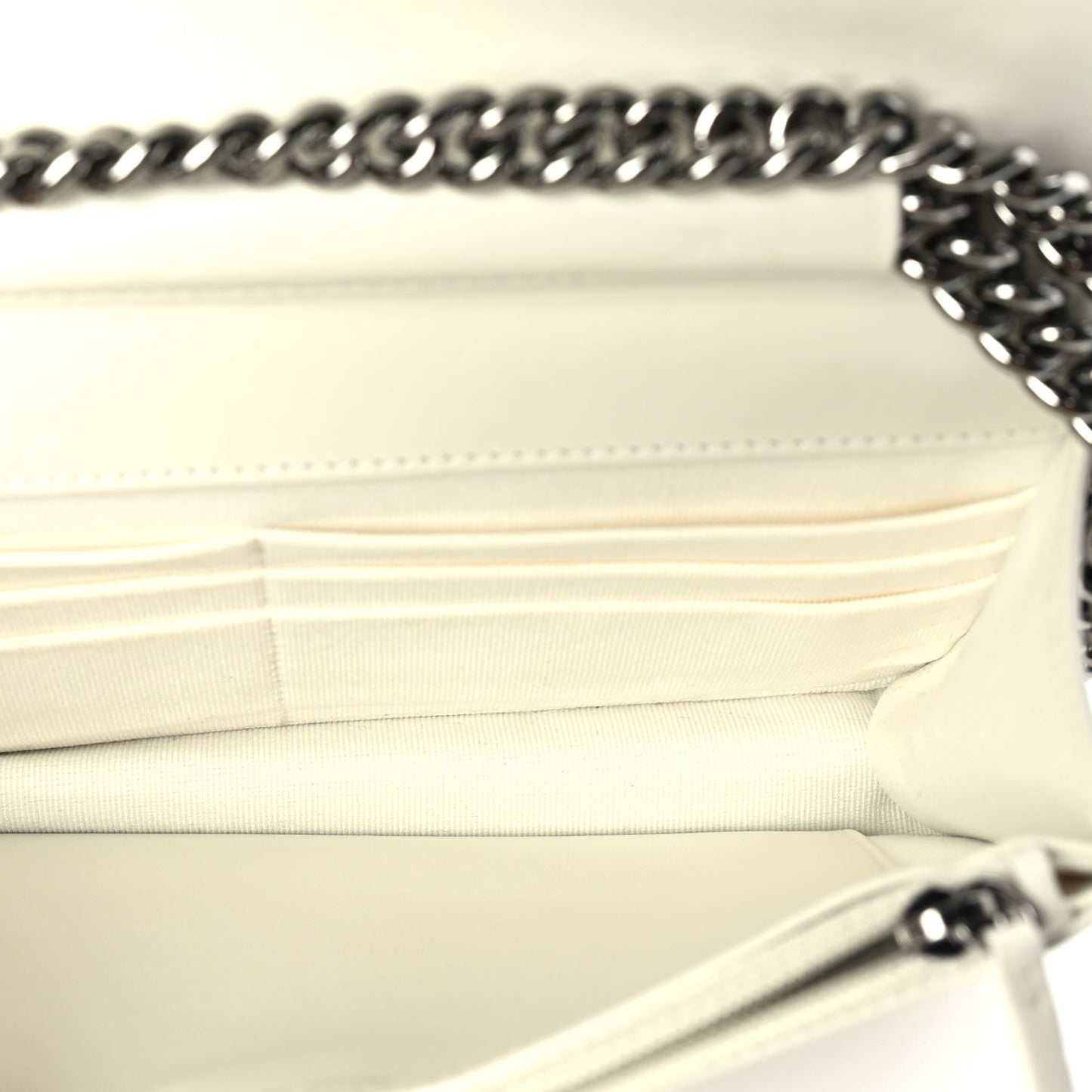 Caviar Quilted Boy Wallet On Chain WOC White