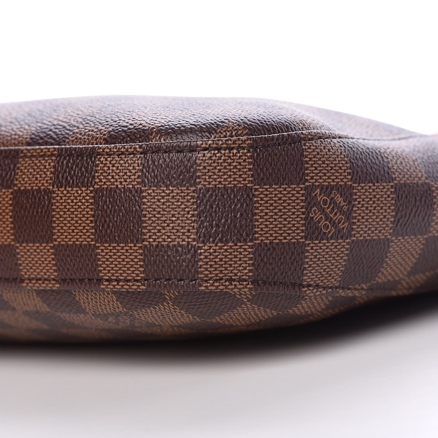 Louis Vuitton Damier Ebene South Bank Besace 6 of 10